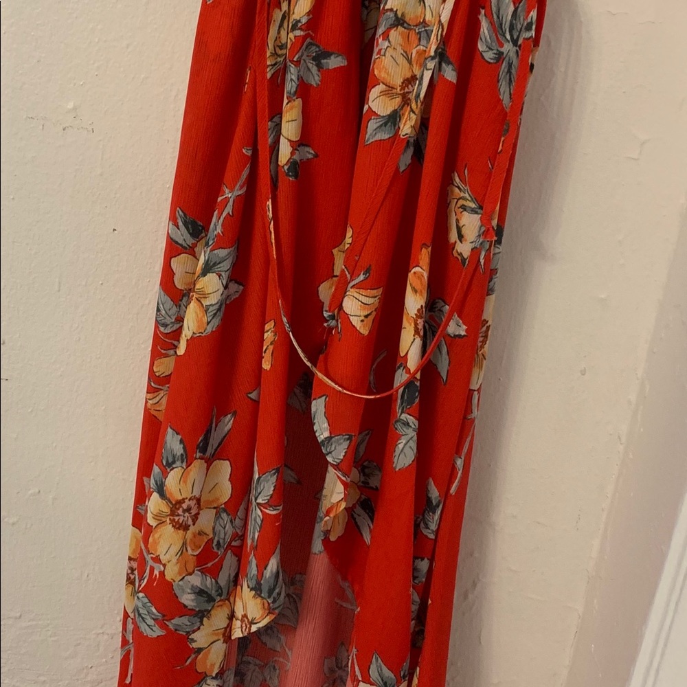 Red Flower Pattern Dress - Picture 8 of 8